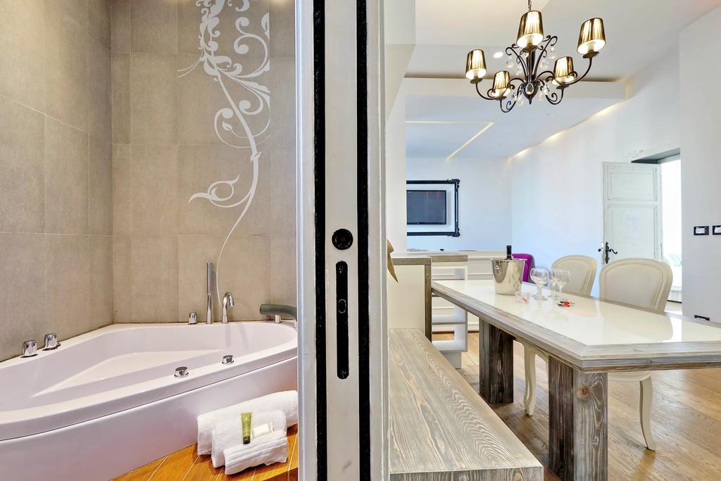 Design Paulina 300 Mt From Colosseum Appartement Rome